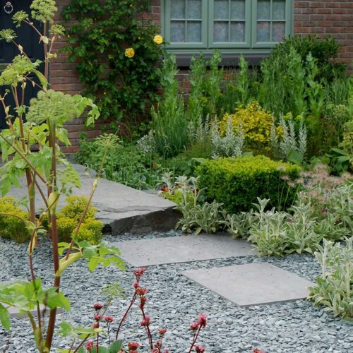 green slate chippings patio